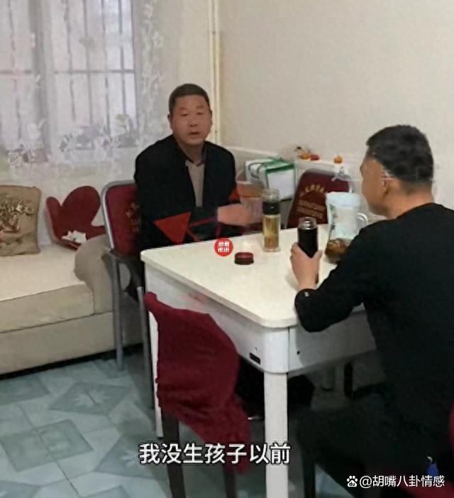 公公盼孙子拿钱诱惑多生，看见头胎差点抑郁，儿媳晒对比绷不住了