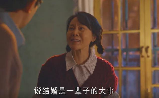 给《小巷人家》演员排座次：卢昱晓第8，蒋欣第4，第1实至名归