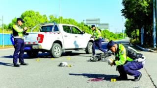 南京交警在全省事故处理实战技能竞赛中团队、个人均获一等奖