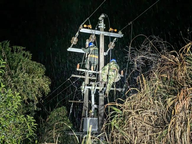 龙岩：多举措应对低温雨雪天气 确保供电线路安全可靠运行