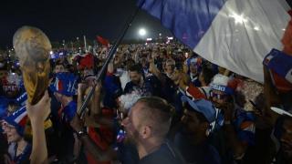 队报：世界杯决赛至少会有6000名法国人球迷到场支持球队