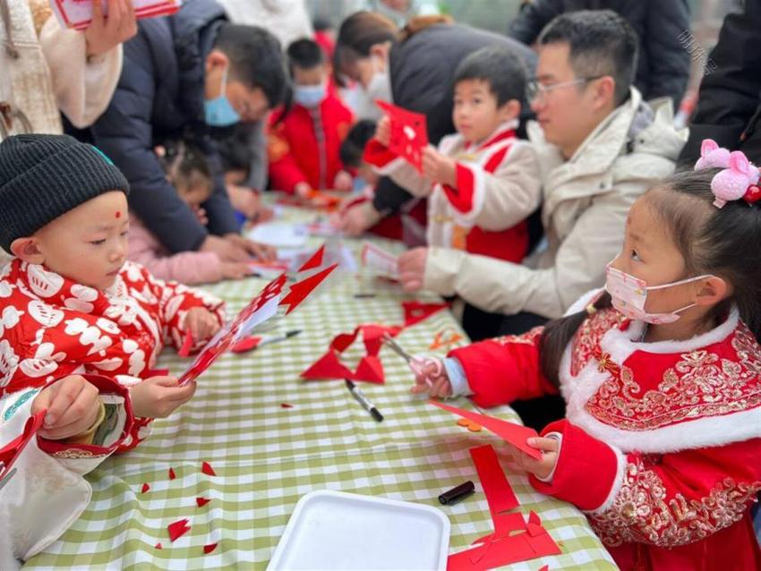 龙行龘龘！这所幼儿园开展国风运动会