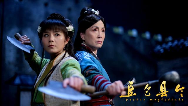 《豆包县令》上映，蔡明苑琼丹多位明星助阵，潘长江电影为何还烂