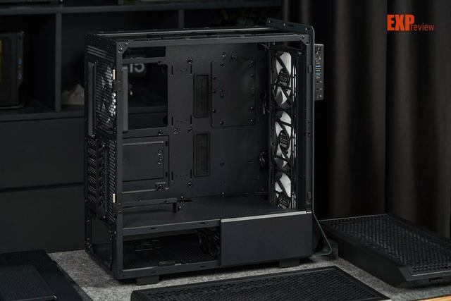 Thermaltake劲透 Ceres500 TGARG评测