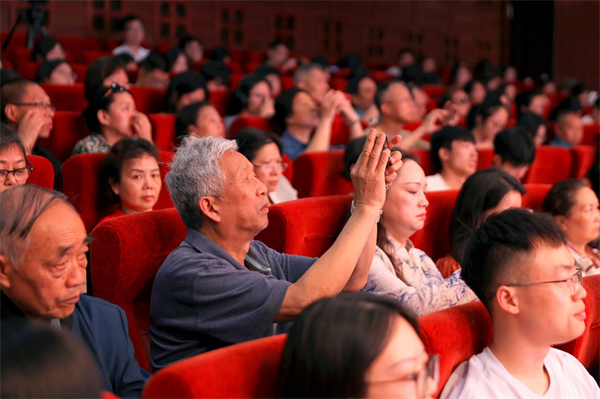 “记忆有爱 认知无碍”阿尔茨海默病防治健康公益讲座在四川省图书馆举行