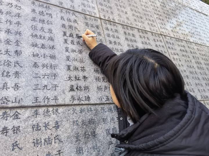 南京举行大屠杀死难者家祭活动，幸存者仅剩38位