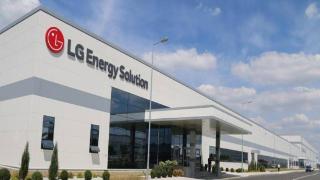 全球电动汽车市场放缓，LG 新能源二季度营业利润同比暴跌 58%