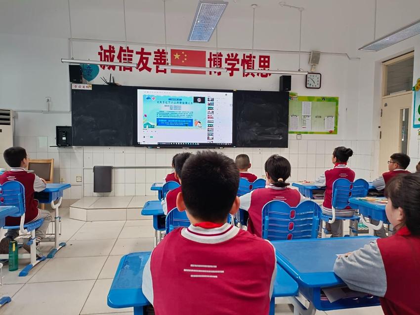 走进气象 筑梦科学！济南高新区鸡山小学组织学习气象开学第一课