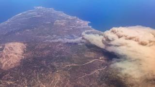 早安·世界｜希腊罗德岛野火导致1.9万人撤离