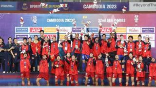 2-0！夺冠了！越南足球崛起，剑指女足世界杯，中国队再添劲敌！