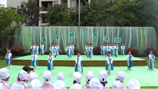 “清明粑儿香又甜” 渝北区莲花第二幼儿园开展亲子传统教育活动