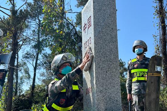 新春走基层丨春节坚守“不打烊”守卫好祖国南疆