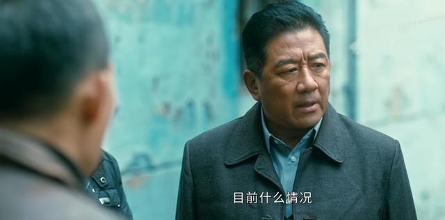 明明同一人，演完《人世间》再给张译作配，换身衣服，愣没认出来