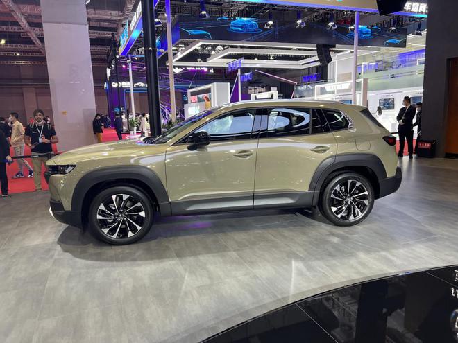 长安马自达CX-50定位紧凑级SUV，基于横置前驱平台打造