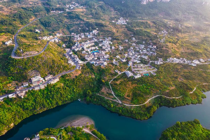 贵州黔西：农文旅融合建美丽乡村