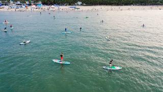 “乘风破浪嗨玩一夏”桨板主题趣味沙滩生活节举行