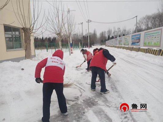 【以雪为令 迎寒而上】德州天衢新区赵虎镇多措并举开展清雪除冰专项行动