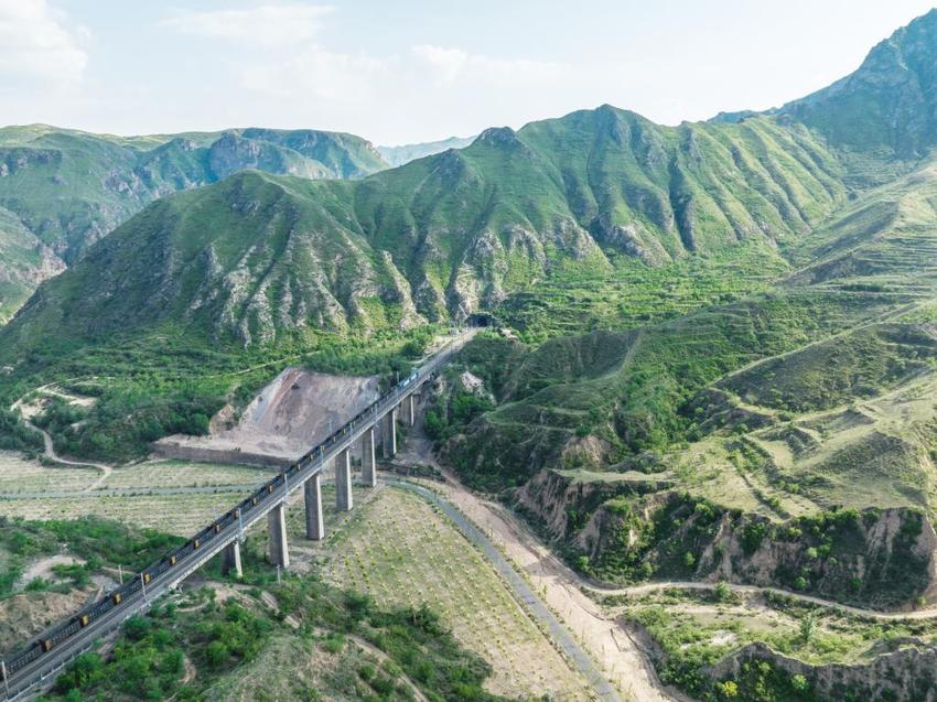 迎峰度冬 增产提效——走访山西能源保供一线