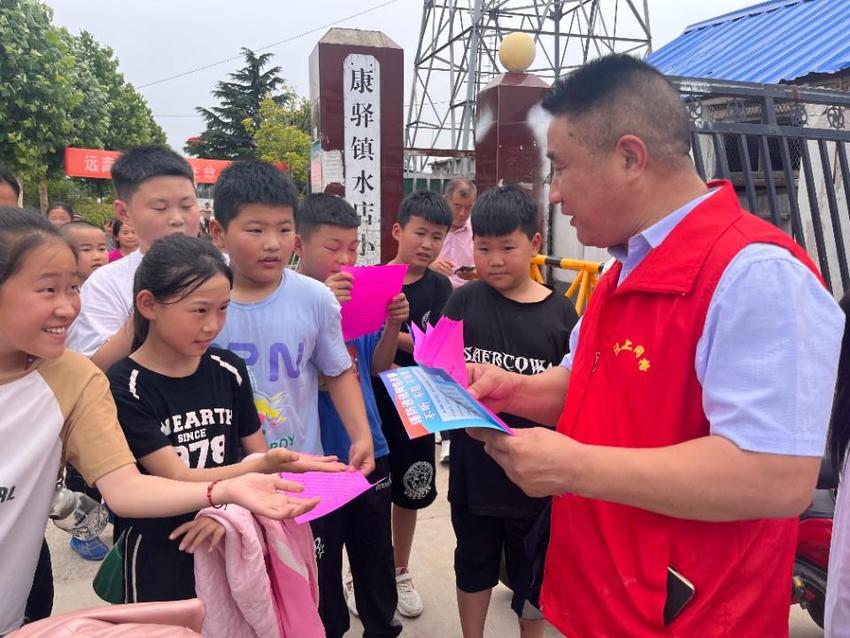 文明实践|汶上县康驿镇志愿服务筑牢夏季乡村安全网