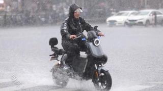 强降雨云团影响，广州市大部地区出现大雨局部暴雨