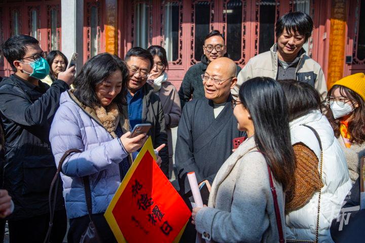 杭州灵隐寺方丈光泉法师：传统文化正在回归，坚决抵制寺庙商业化