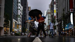 台风“兰恩”将登陆日本，当局警告居民在假期来临前做好准备