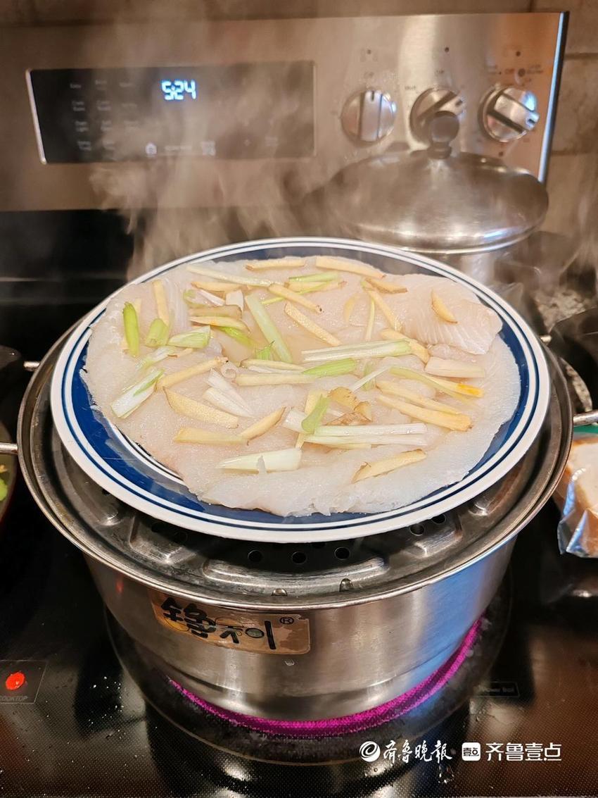 壹粉食堂|蒸出来的美味，鲜上加鲜！清蒸鳕鱼这样做，清爽不油腻