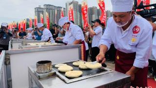 小烧饼撬动大产业 山西襄汾烧饼大赛展技能