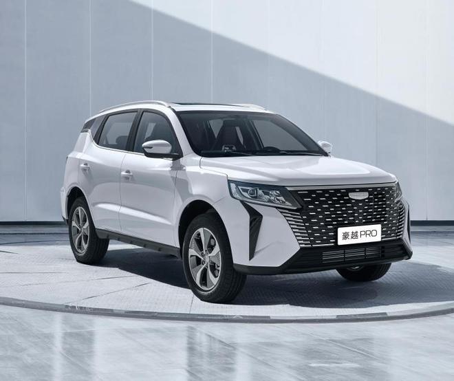 豪越 PRO即将登场”，号称“新实力多能 SUV”