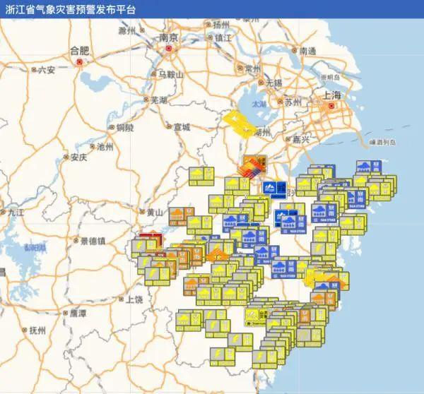 浙江多地连日暴雨大暴雨新安江水库水位持续上涨