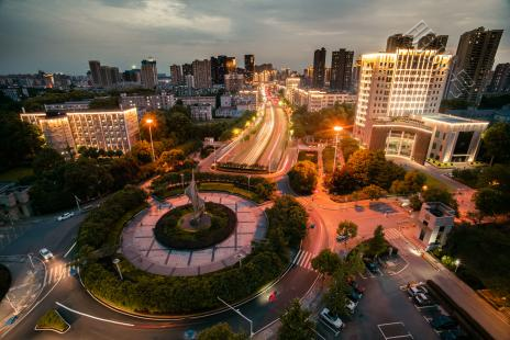 大学城住宿新宠，7天酒店极致性价比引领新风尚